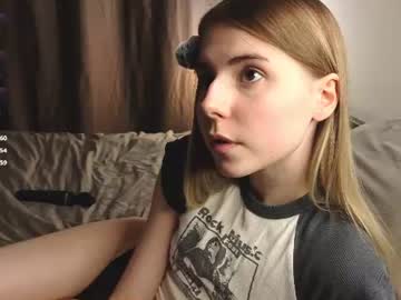 dark_ester live cam