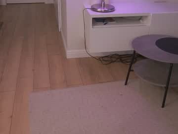 nicole_blueberry live cam