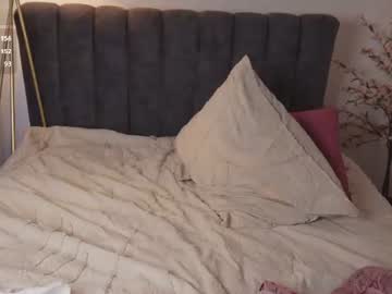 bunnycute_shy live cam