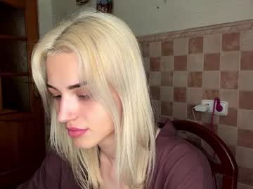 ozellagranville live cam